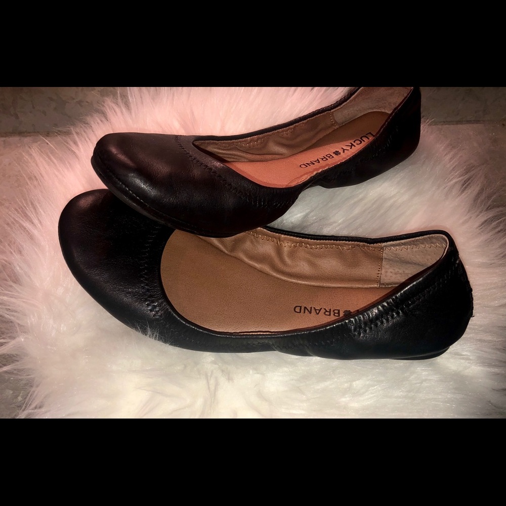 Lucky Brand black flats, used but good condition